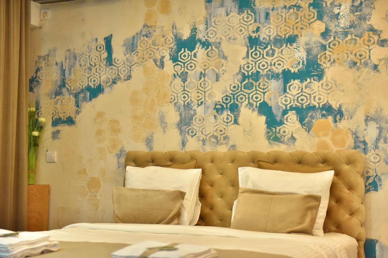 Design Apartment Premium Spa Lux 4 Star "Dubai" Completely Private Wellness & Spa Free Included Sauna & Jacuzzi & Salt Wall & Fire Place & 3D Ceilings & Business Wifi & Netflix & Keyless Code Entry & Full Smart App & Secure 2 Parking Place ชูปริยา ภายนอก รูปภาพ