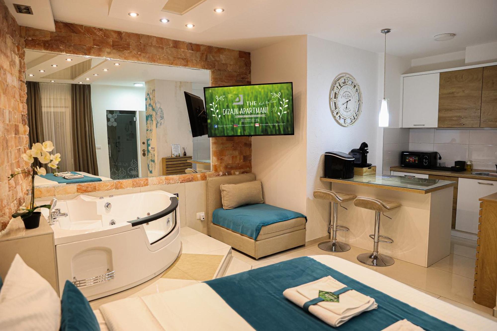 Design Apartment Premium Spa Lux 4 Star "Dubai" Completely Private Wellness & Spa Free Included Sauna & Jacuzzi & Salt Wall & Fire Place & 3D Ceilings & Business Wifi & Netflix & Keyless Code Entry & Full Smart App & Secure 2 Parking Place ชูปริยา ภายนอก รูปภาพ